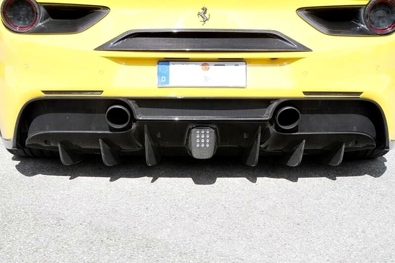 Ferrari 488 GTB – Novitec style Carbon Rear Diffuser_03